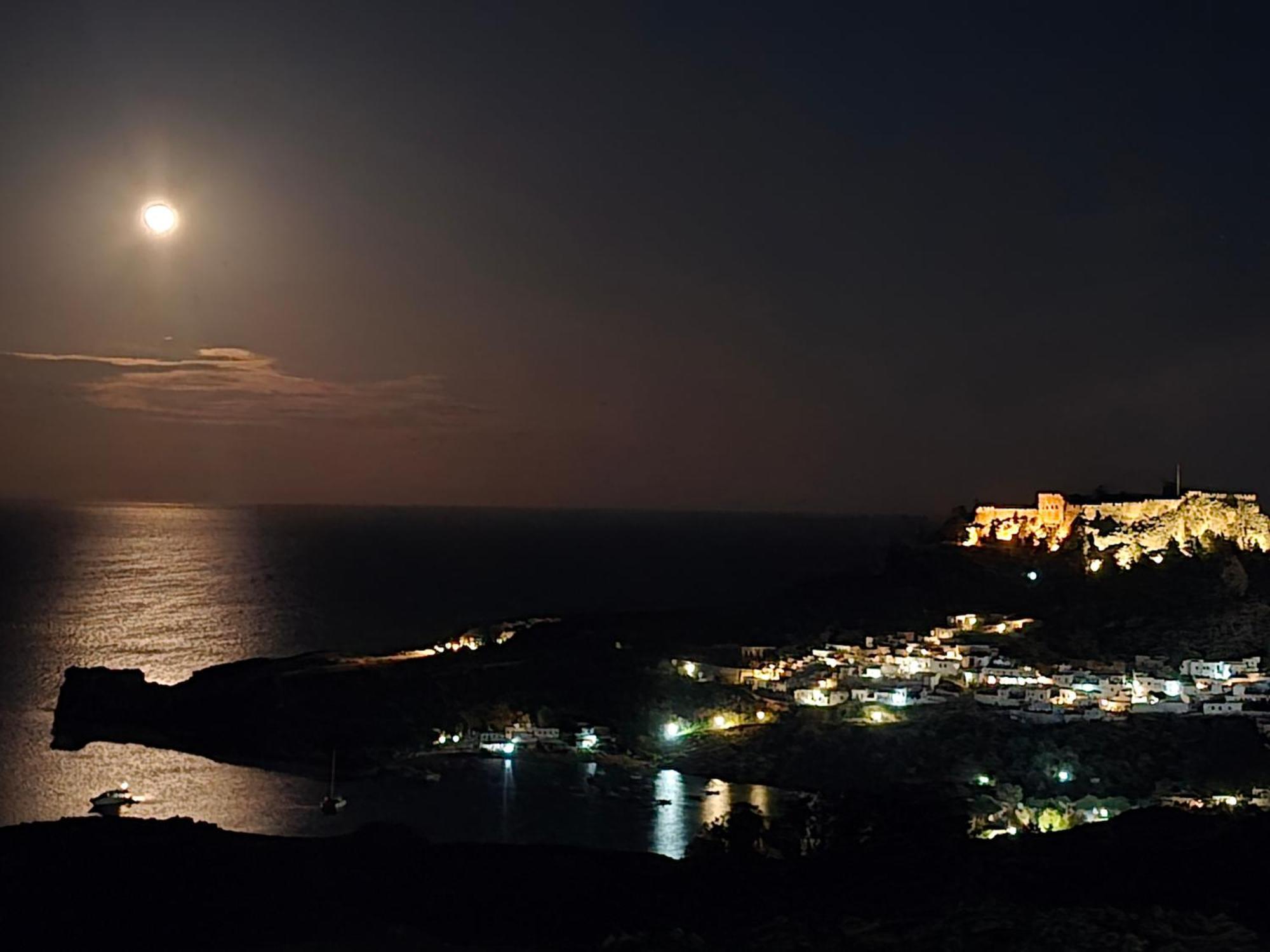 Lindos Luxury Belfry Apartment Exterior foto
